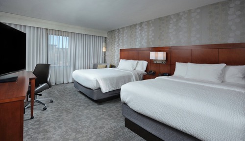 Room, 2 Queen Beds (Hearing Accessible)