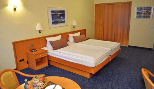 Business Room, 2 Twin Beds