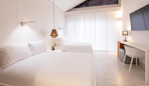 Bungalow, 2 Twin Beds