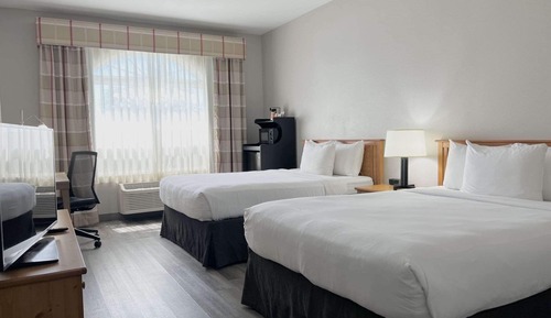 Room, 2 Queen Beds, Non Smoking