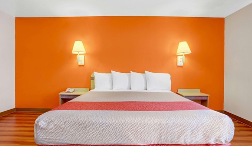 Standard Room, 1 King Bed, Non Smoking