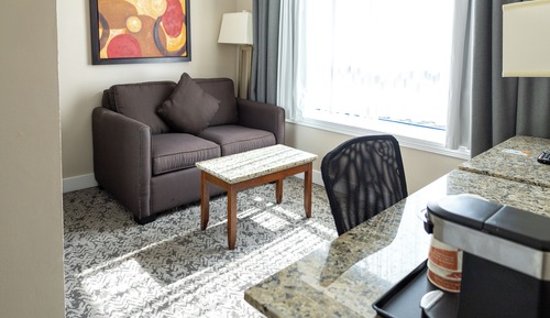 Suite, Multiple Beds, Non Smoking