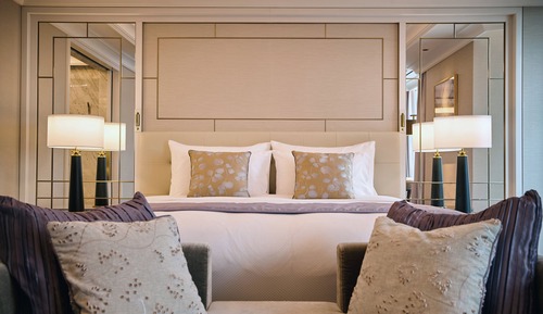 Premier Room