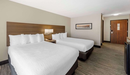 Standard Room, 2 Queen Beds, Non Smoking