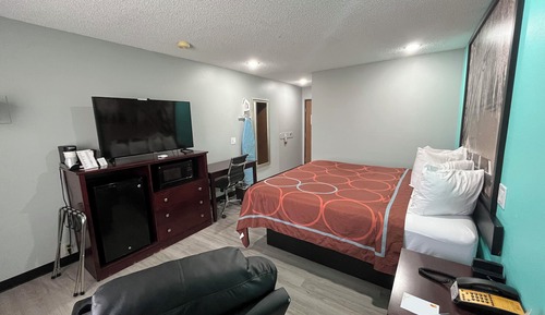 Standard Room, 1 King Bed