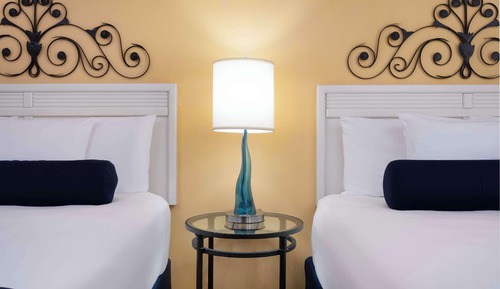 Deluxe Room, 2 Queen Beds, Non Smoking, Patio (1st Floor)
