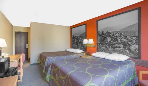 Room, 2 Queen Beds, Refrigerator