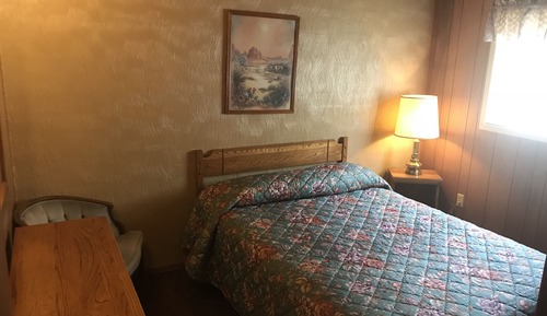Standard Cabin, 2 Queen Beds