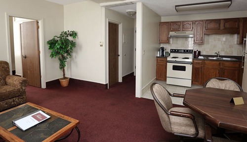 Standard Suite, 1 Queen Bed, Kitchen