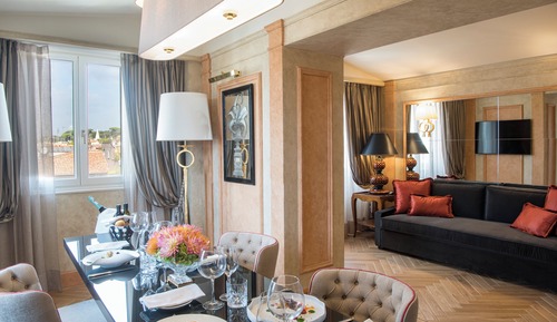 Roman Dream Suite