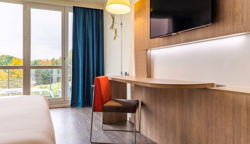 Standard Room, 1 Queen Bed with Sofa bed, Balcony