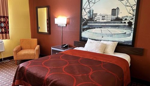 Room, 1 Queen Bed, Accessible, Non Smoking (Mobility)