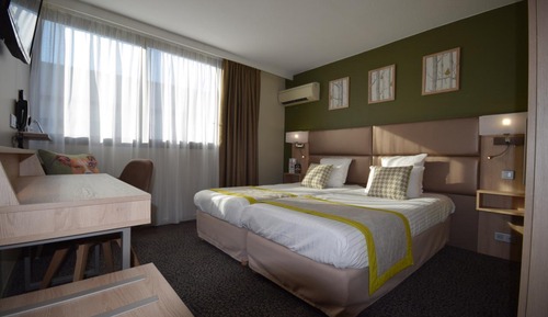 Standard Room, 2 Twin Beds