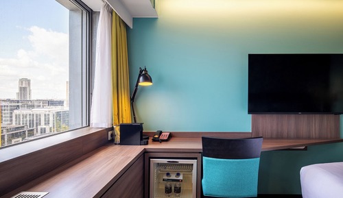 Double Room, 1 Queen Bed, City View