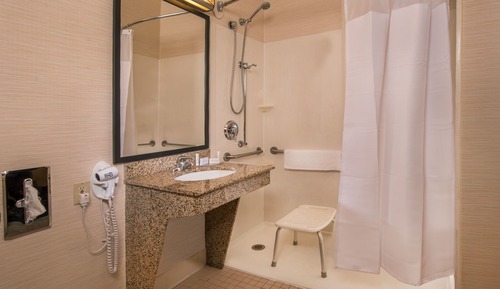 Room, 2 Queen Beds (Hearing Accessible)