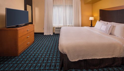 Suite, 1 King Bed with Sofa bed, Non Smoking