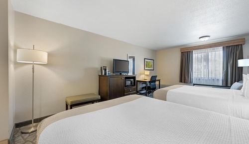 Standard Room, 2 Queen Beds, Non Smoking, Refrigerator & Microwave (2nd Floor)