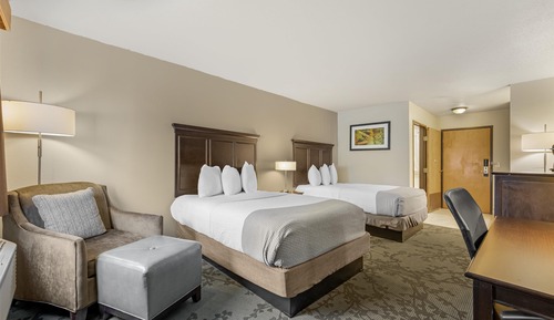 Standard Room, 2 Double Beds, Accessible, Bathtub