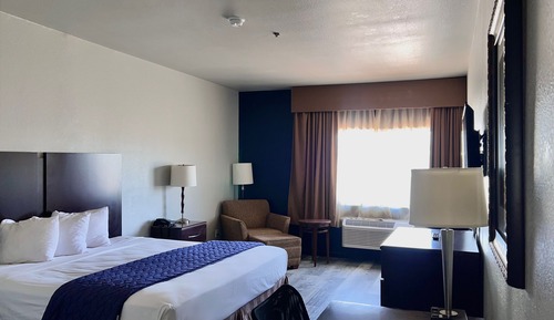 Standard Room, 1 King Bed