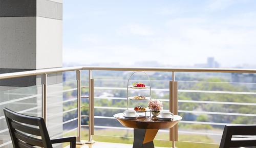 Suite, 1 King Bed (Verandah)