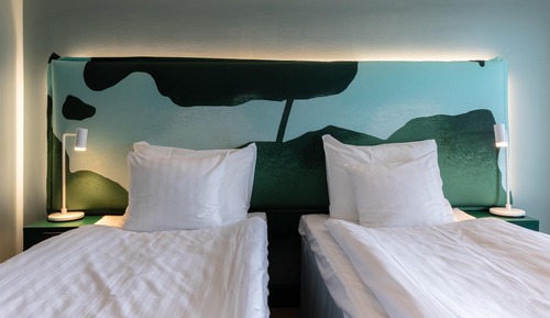 Standard Twin Room (2 Single beds and 1 pull out bed)