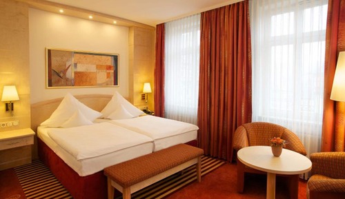 Classic Double Room