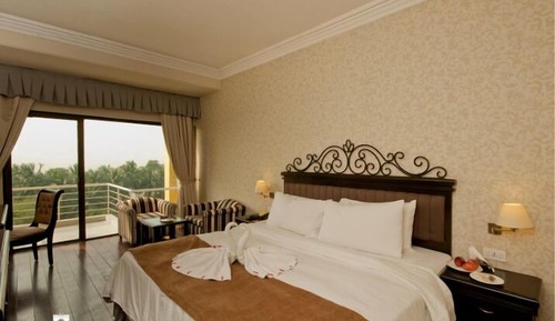 Superior River View Room