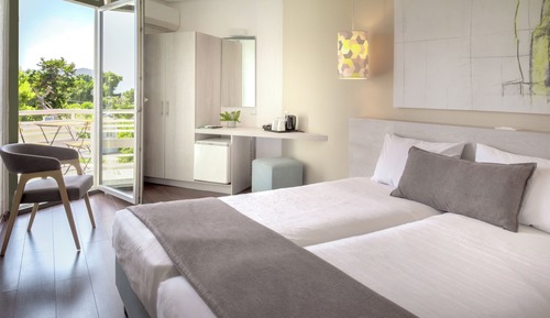Twin Room, Garden View