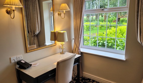 Suite, Garden View