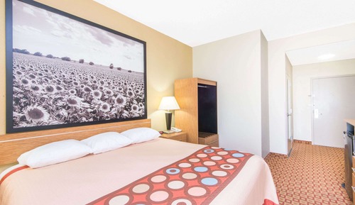 Standard Room, 1 King Bed, Non Smoking