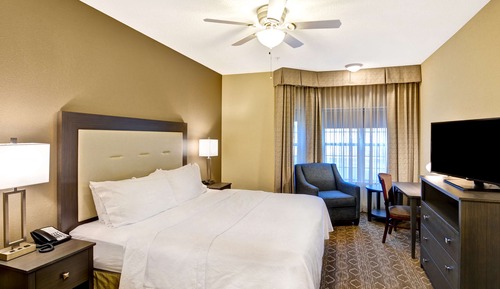 Suite, 2 Queen Beds, Accessible, Bathtub