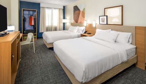 Room, 2 Queen Beds, Balcony