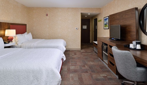 Two queen beds non smoking
