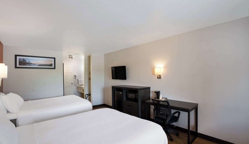 Standard Room, 2 Queen Beds, Non Smoking