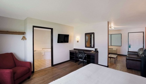 Room, 2 Queen Beds, Accessible, Non Smoking
