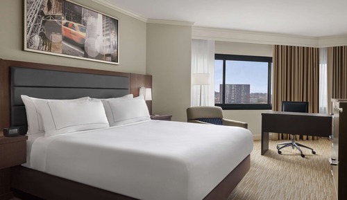Suite, One King Bed, Non-Smoking