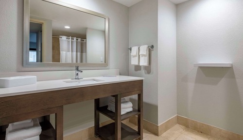 Suite, 2 Queen Beds, Non Smoking