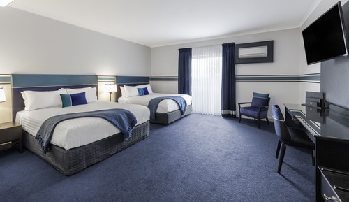 Twin Queen Room