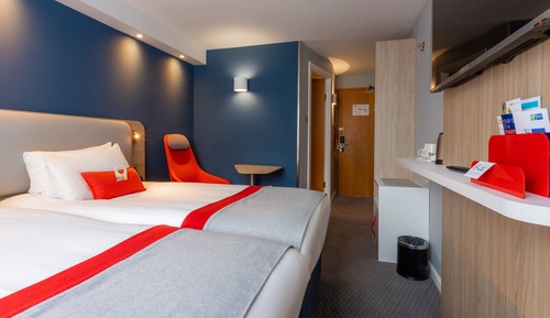 Standard Room, 2 Twin Beds (with Free Hot Breakfast)
