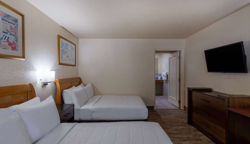 Room, 2 Double Beds, Accessible, Non Smoking (Mobility Accessible)