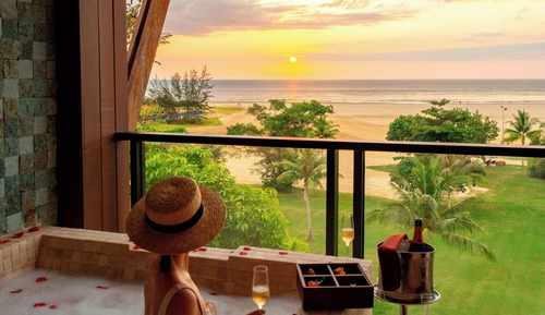 Junior Suite, 1 King Bed, Sea View