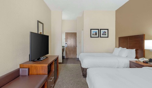 Room, 2 Queen Beds, Accessible, Non Smoking