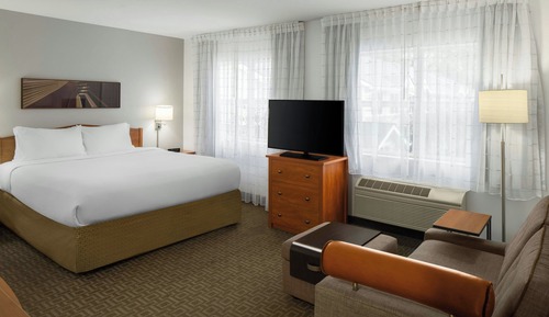 Suite, 1 King Bed with Sofa bed (Mobility Accessible, Roll-in Shower)