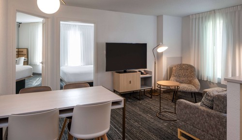Suite, Multiple Beds (Two Bedroom)