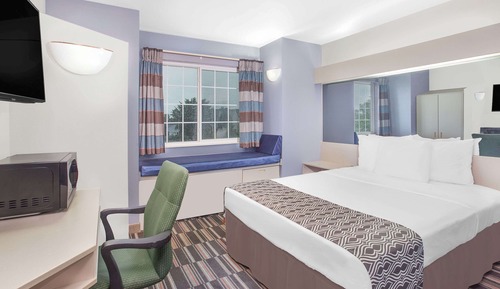 Room, 1 Queen Bed, Non Smoking (Non-Pet Friendly)