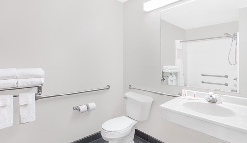 Room, 2 Queen Beds, Accessible, Non Smoking (Non-Pet Friendly)