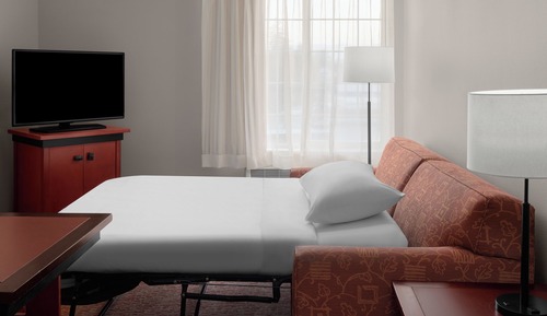 BOARDROOM SUITE