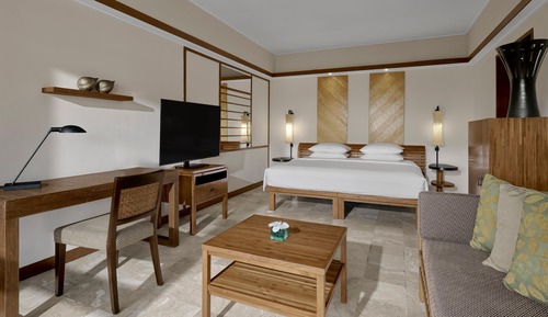 Club Room, 1 King Bed, Ocean View