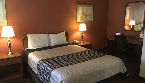 Standard Room, 1 Queen Bed, Non Smoking