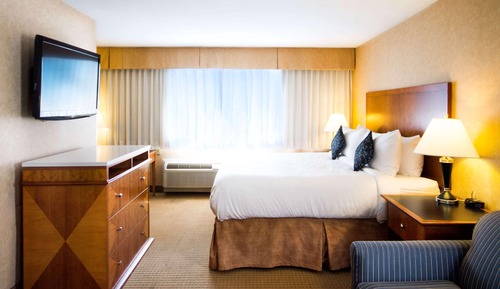 Standard Room, 1 Queen Bed, Non Smoking, Kitchenette
